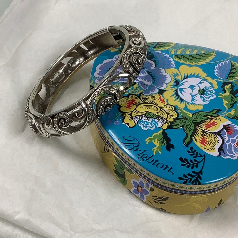 Brighton Anahita Scrolled Crystals Hinged Bangle bracelet Retired EUC
